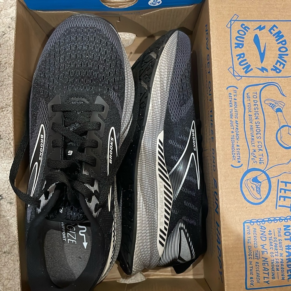 Brooks levitate GTS